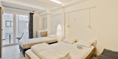 Marianne_14_7V_1_slaapkamer_zijdelings_zeezicht_terras (5).jpg