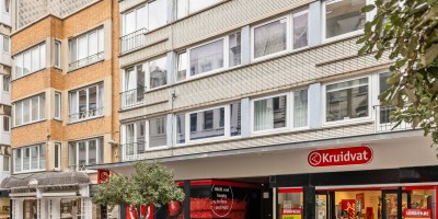 Palace_0102_Oostende_vakantieverhuur_centrum_gevel.jpg