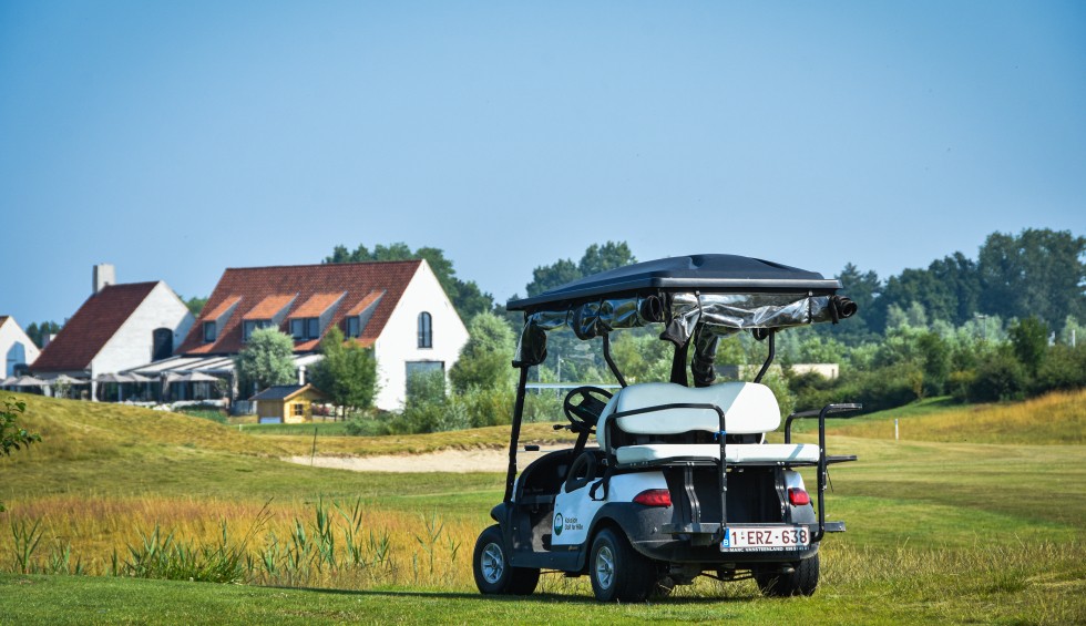 golf hof ter hille in Oostduinkerke