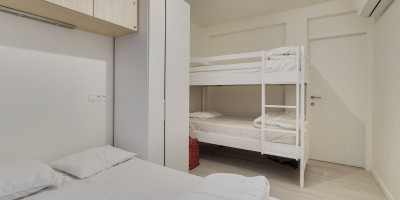 Teniers_0202_Vernieuwd_appartement_1_slaapkamer_frontaal_zeezicht (3).jpg