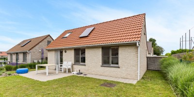 Duinenwind_11_Lombardsijde_vakantieverhuur_centrum_overzicht_tuin.jpg