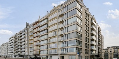 Marianne_14_7V_1_slaapkamer_zijdelings_zeezicht_terras (12).jpg