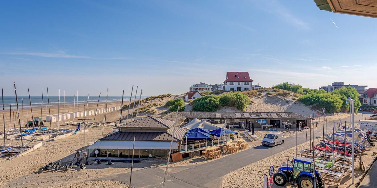 Malibu_Beach_0201_vakantieverhuur_Sint-Idesbald_surfclub.jpg