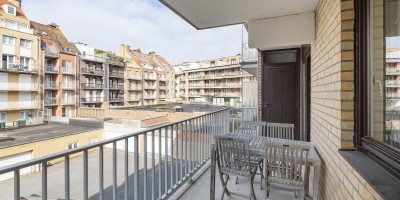 Vakantie_huren_Knokke_Dorchester_3_slaapkamers_garage (30).jpg