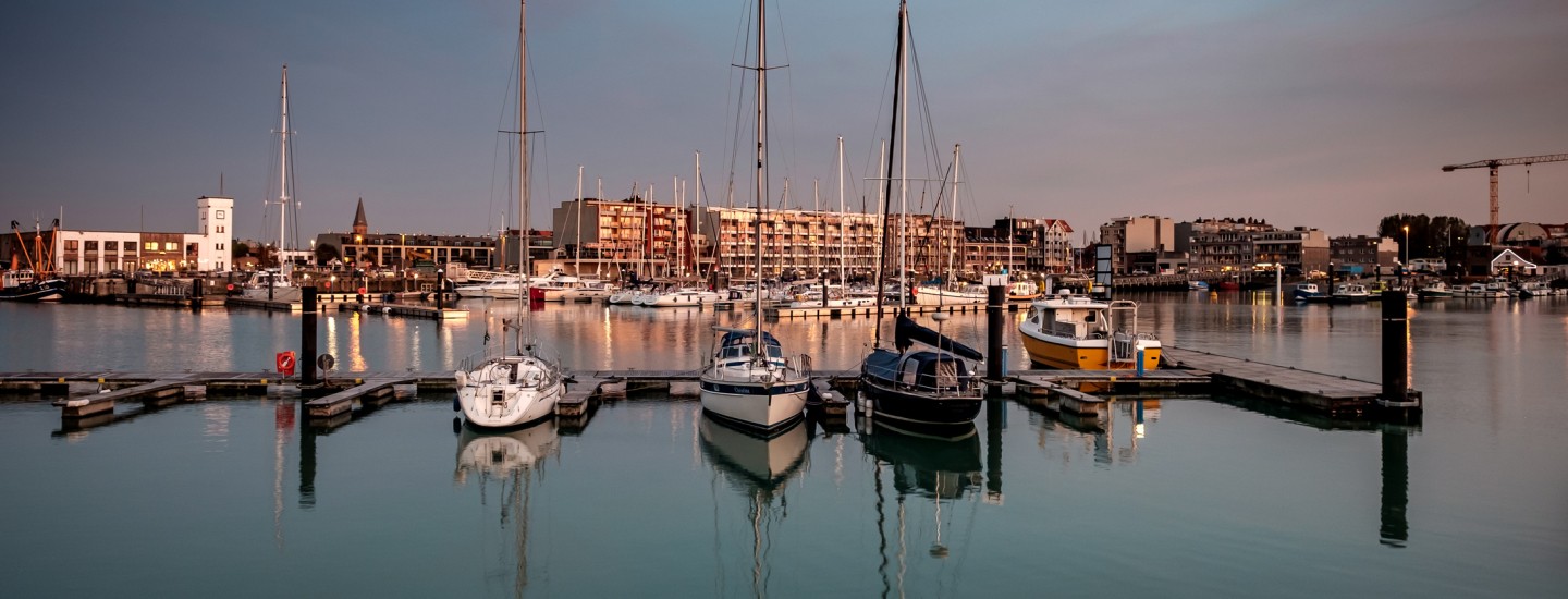 vakantie in zeebrugge servimoholidays haven vakantieverblijven appartement aan zee