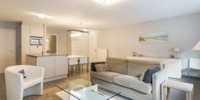 Guapo_Gelijksvloers_tuin_2_slaapkamers_terras_garage_Nestor_de_Tièrestraat_Knokke (5).jpg