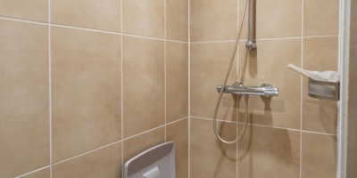 Brik_2_Ysermonde_vakantieverhuur_Nieuwpoort_douche.jpg