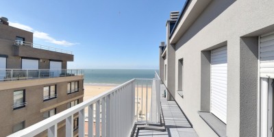 Marianne_8V_4_slaapkamers_dakterras_dakappartement_zeezicht_huren_Wenduine (30).jpg