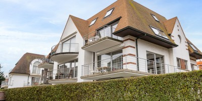 Villa_Normandie_Bayauxlaan_51A_3_slaapkamers_parking_vakantie_Knokke (21).jpg