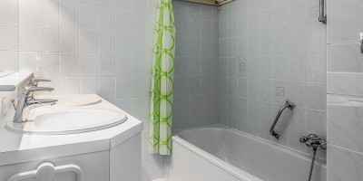 Grand Hotel 14 II badkamer.jpg