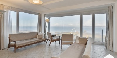 Marianne 15.7V N2022 Wenduine hoekappartement zeezicht (6).JPG