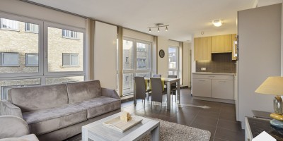 Okapi 0203 N2022 Lichtrijke woonkamer met open keuken.JPG