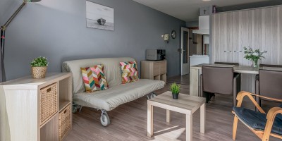 Plaza II B1 studio te huur vlak aan zee (8).jpg