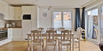 Condor_10_Ysermonde_vakantieverhuur_eetplaats.jpg