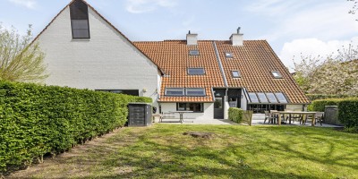 Albatros_22_Ysermonde_vakantieverhuur_achterkant_huisje.jpg