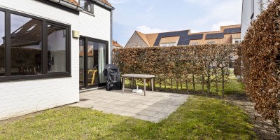 Condor_10_Ysermonde_vakantieverhuur_terras_tuin.jpg