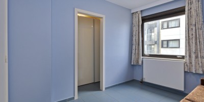 De Bries A6 N2022 Slaapkamer 2 met dressing.JPG