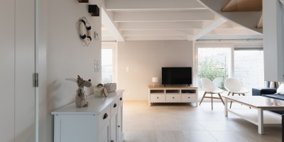 Vakantiedomein_Boszicht_Vakantie_dichtbij_bossen_3_slaapkamers_terras_tuin_parking (2).jpg