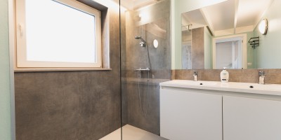 Vakantiedomein_Boszicht_Vakantie_dichtbij_bossen_3_slaapkamers_terras_tuin_parking (8).jpg