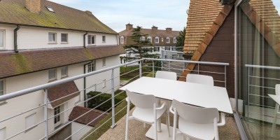 Villa_Normandie_Bayauxlaan_51A_3_slaapkamers_parking_vakantie_Knokke (17).jpg