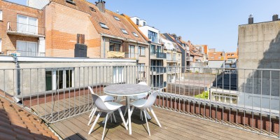 Guapo.0201_duplex_2_slaapkamers_2_terrassen_Knokke_garage (29).jpg