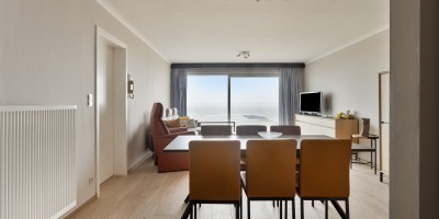 La_Plage_Zeedijk_Wenduine_Zeezicht_Ruim_lichtrijk_2_slaapkamers_en_parking (6).jpg