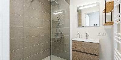 Osea_1401_Centrum_Oostende_vakantieverhuur_badkamer.jpg