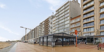 Zeedijk_Blankenberge_2_slaapkamers_frontaal_zeezicht_balkon_Nordic_A1 (15).jpg