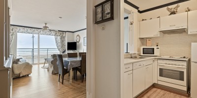 Zeedijk_Blankenberge_2_slaapkamers_frontaal_zeezicht_balkon_Nordic_A1 (11).jpg