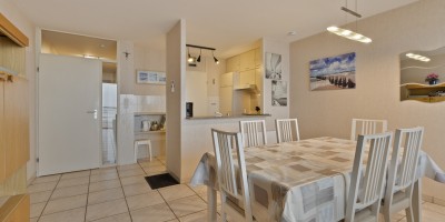 Nordic_C3_ 2_slaapkamers_parking_vakantie_Blankenberge_zeezicht (19).jpg