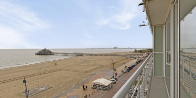 Zeedijk_Blankenberge_1_slaapkamer_zeezicht_Zeedijk_pier_Nordic_B5 (6).jpg