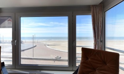 Del Sol_3V_Wenduine_appartement_Zeedijk_2_slaapkamers_zicht_op_Rotonde (19).jpg