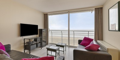 Zeedijk_Blankenberge_1_slaapkamer_zeezicht_Zeedijk_pier_Nordic_B5 (17).jpg
