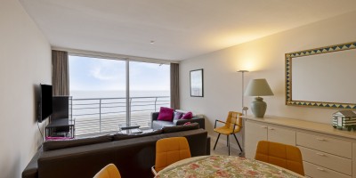 Zeedijk_Blankenberge_1_slaapkamer_zeezicht_Zeedijk_pier_Nordic_B5 (13).jpg