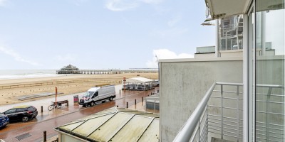 Zeedijk_Blankenberge_2_slaapkamers_frontaal_zeezicht_balkon_Nordic_A1 (21).jpg