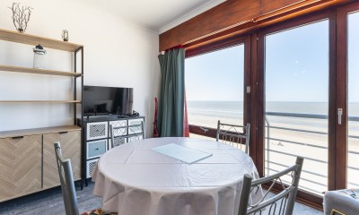 Sun_Beach06.03_location_de_vacances_Saint_Idesbald(1).jpg