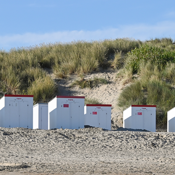 vakantie in koksijde bestemming servimo holidays strandkabines