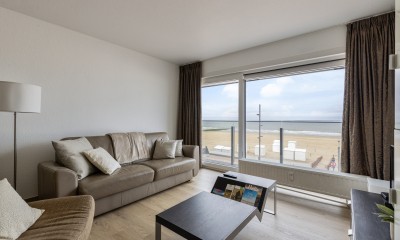 Atalanta_0303_zeezicht_2_slaapkamers_Zeedijk_Wenduine_vakantie (26).jpg