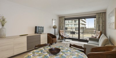 Wellington_C2_Modern_appartement_1_ slaapkamer_streepje zeezicht (4).jpg