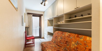Seaflower0104_appartement_huren_Nieuwpoort_zeedijk_zetelbed.jpg